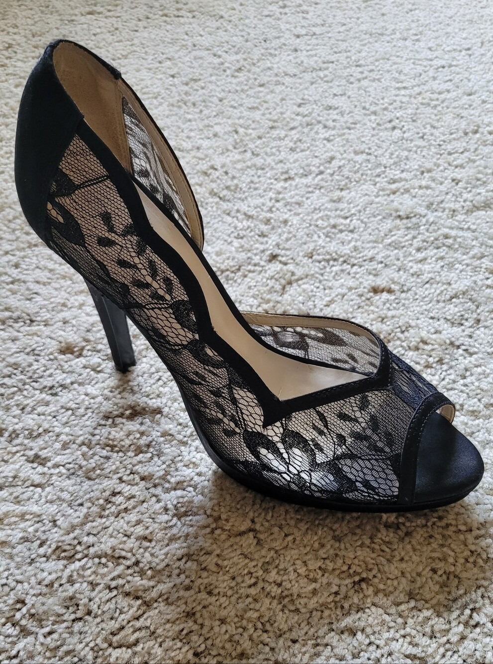 Sexy And Stylish Black Lace Heels 9 - Picture 4 of 5